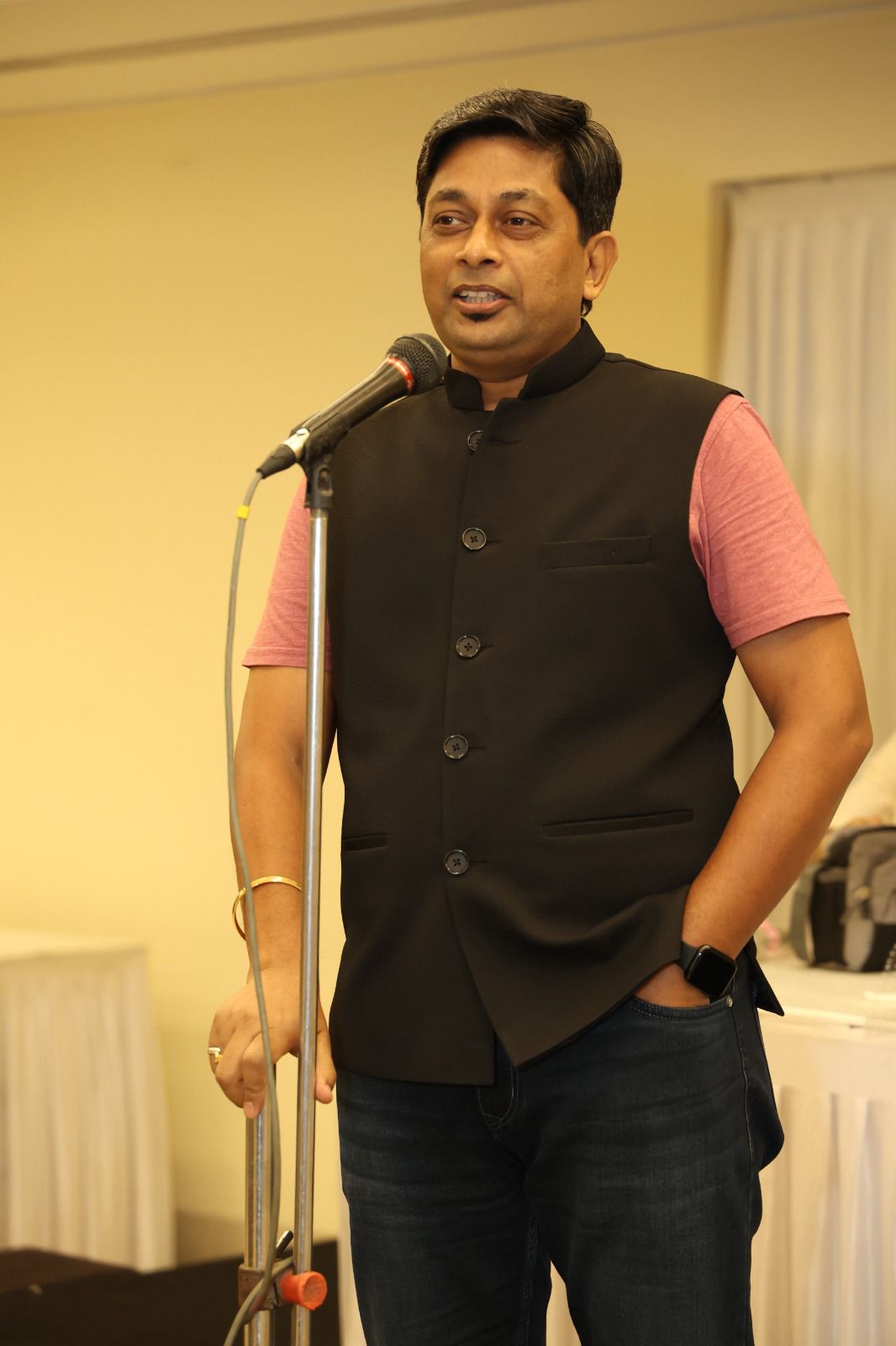 मुकेश गौतम जी का प्रदर्शन 1